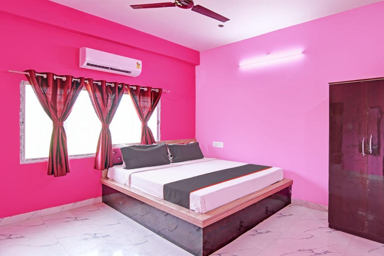 Collection O Shyamali Guest House Calcutta Buitenkant foto
