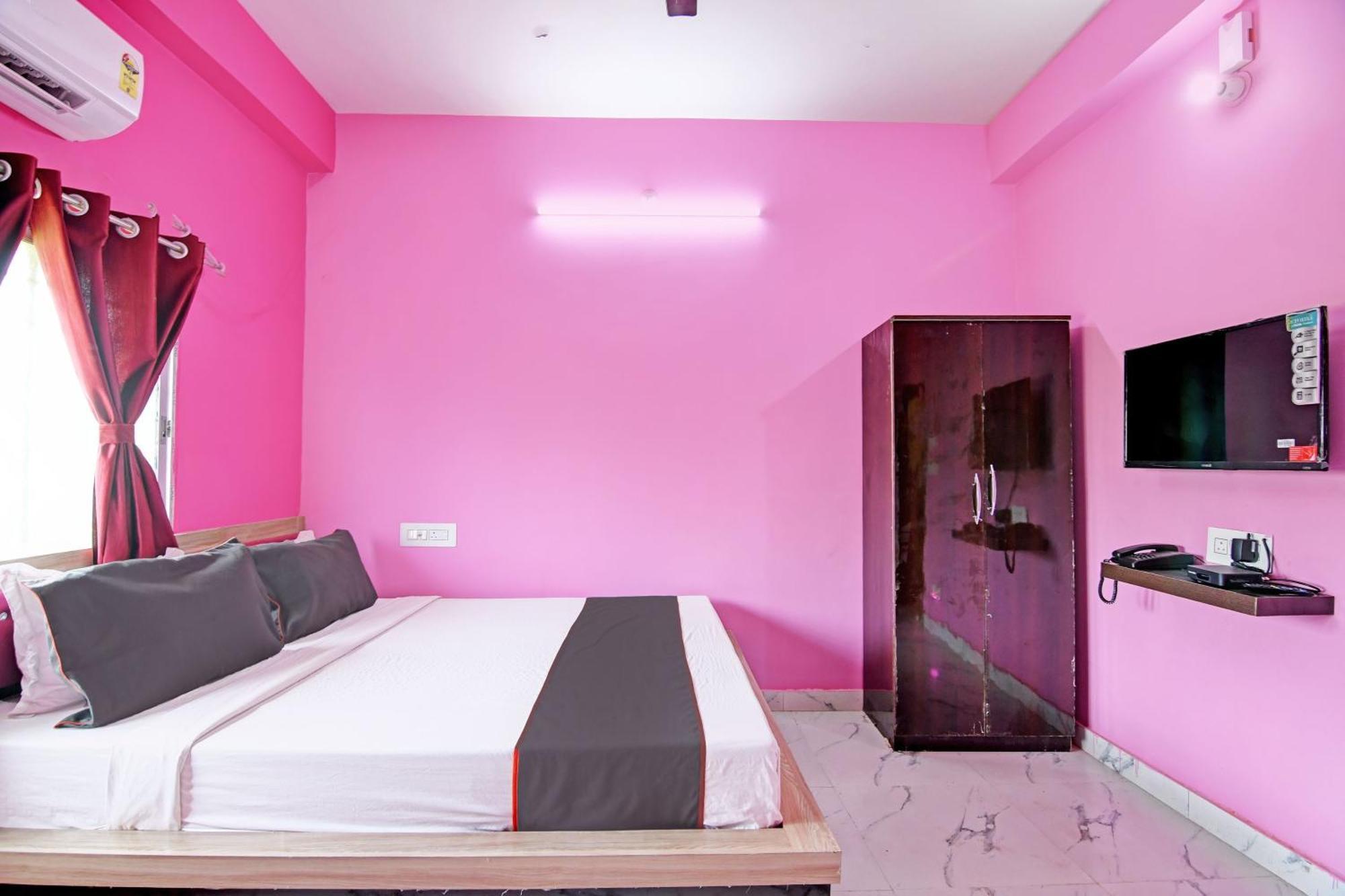 Collection O Shyamali Guest House Calcutta Buitenkant foto